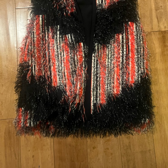 FENDI WOMEN’S ROMA FEATHER FRINGE COCKTAIL MINI DRESS, SIZE US 2, BLACK/RED - Picture 6 of 10